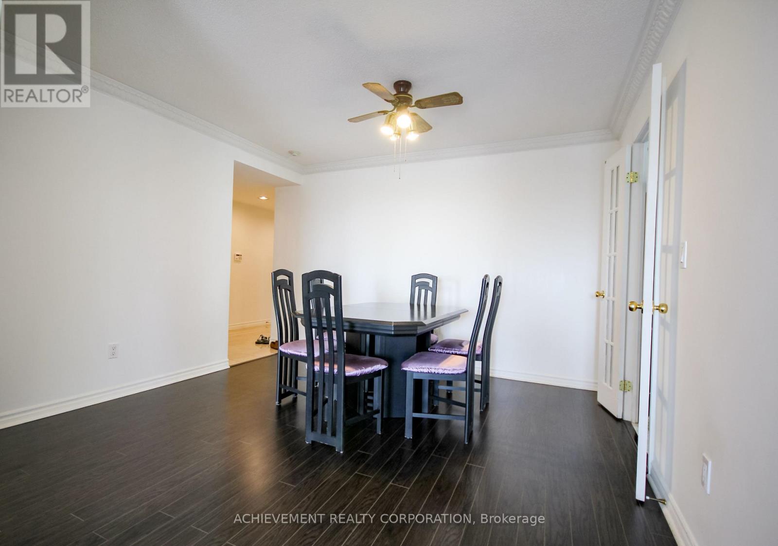 #1016 18 SOMMERSET WAY - 11