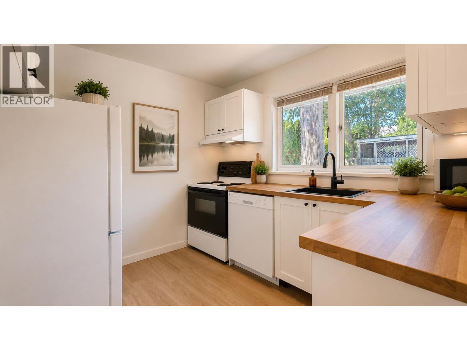234 W 23RD STREET, North Vancouver