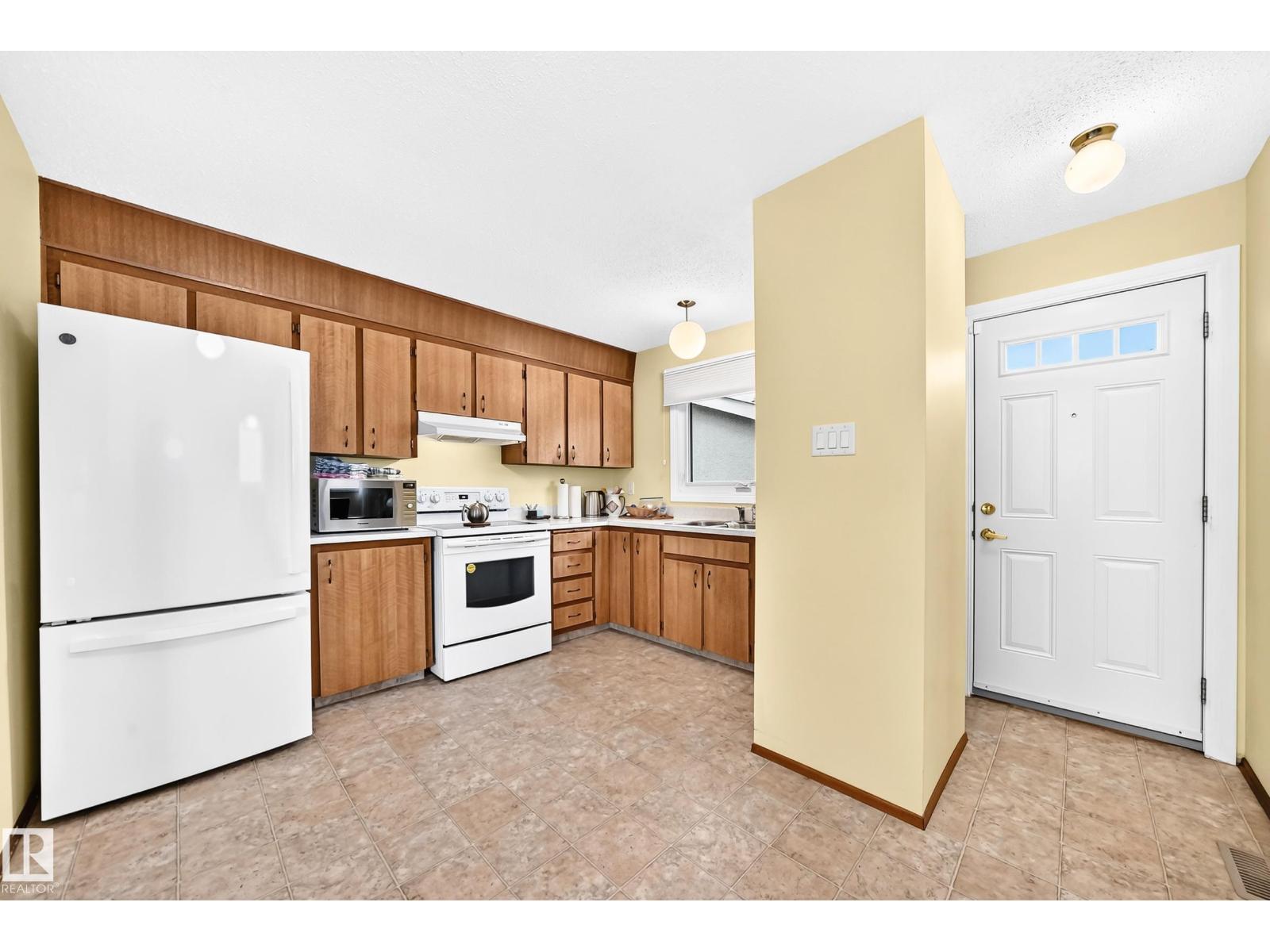 11461 152A AV NW - Image 17