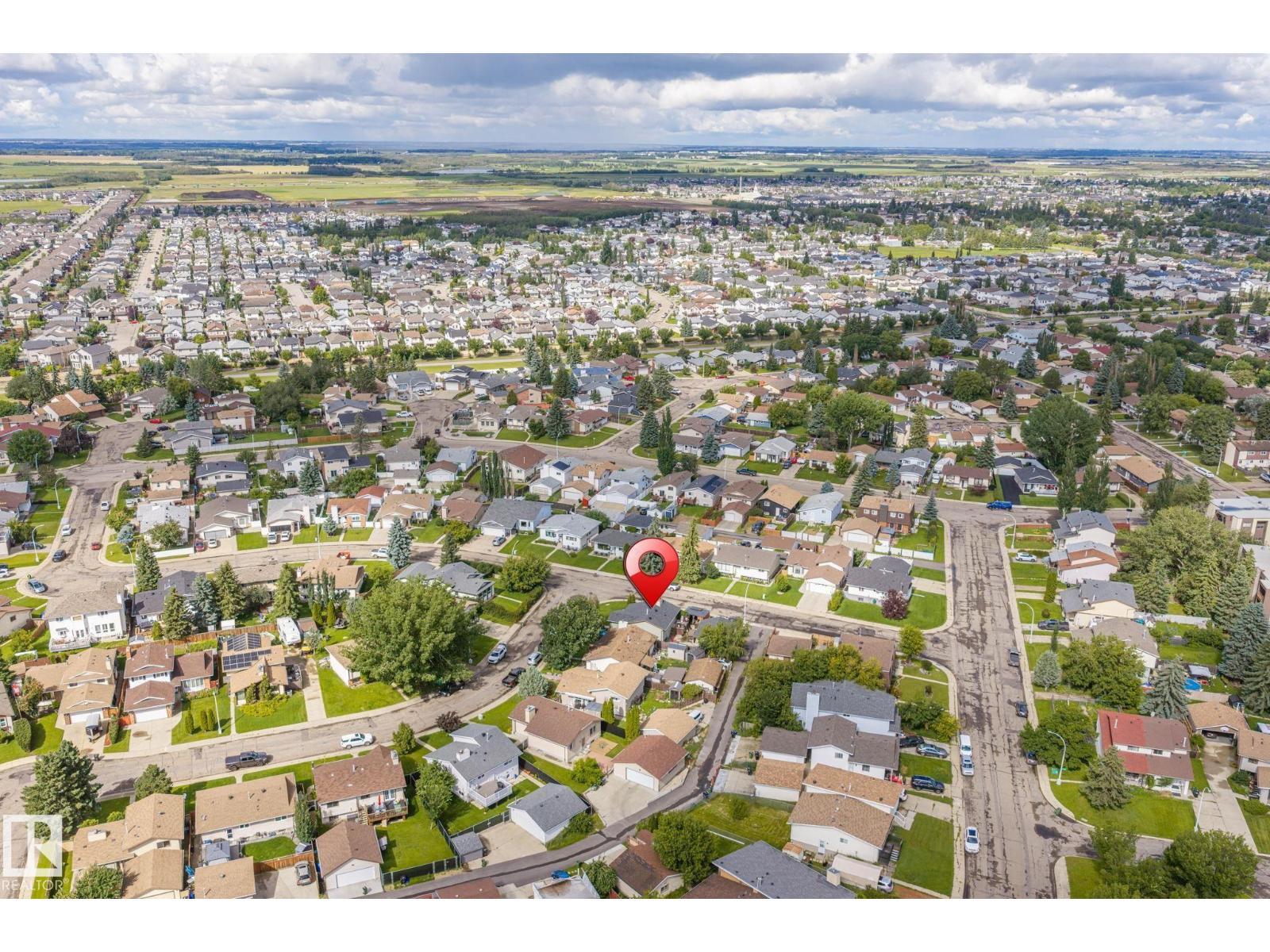 16351 119 ST NW - 32