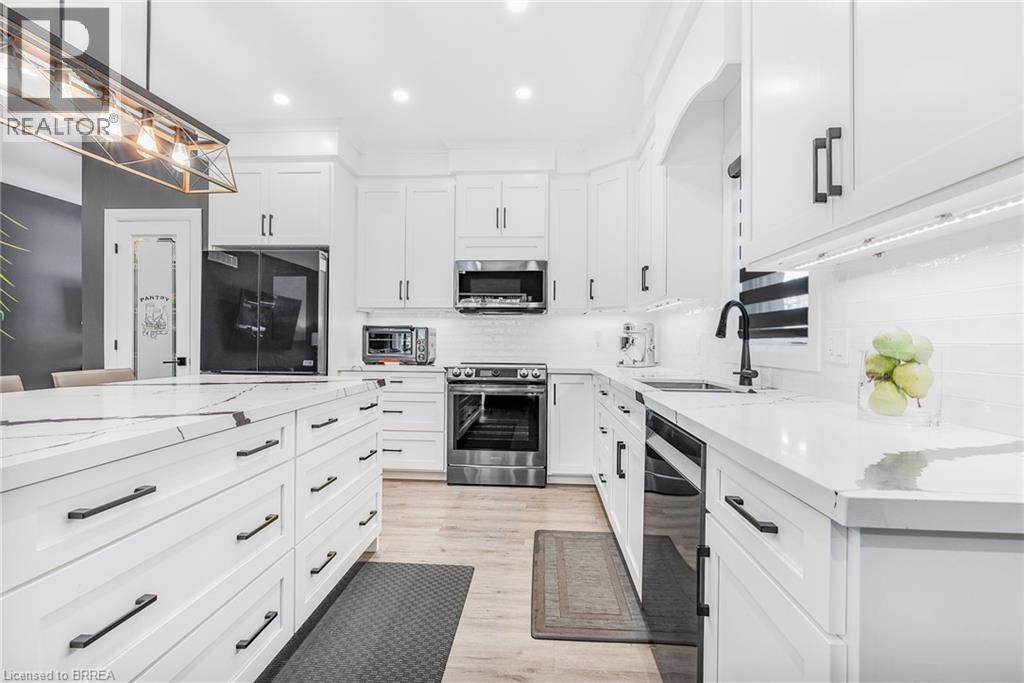 442 JAMES Street - 6