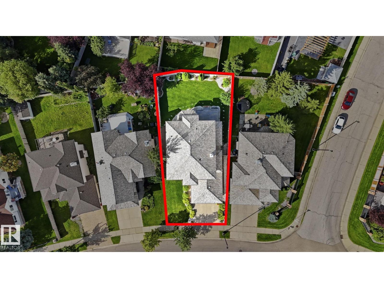 11568 15 AV NW - Image 59