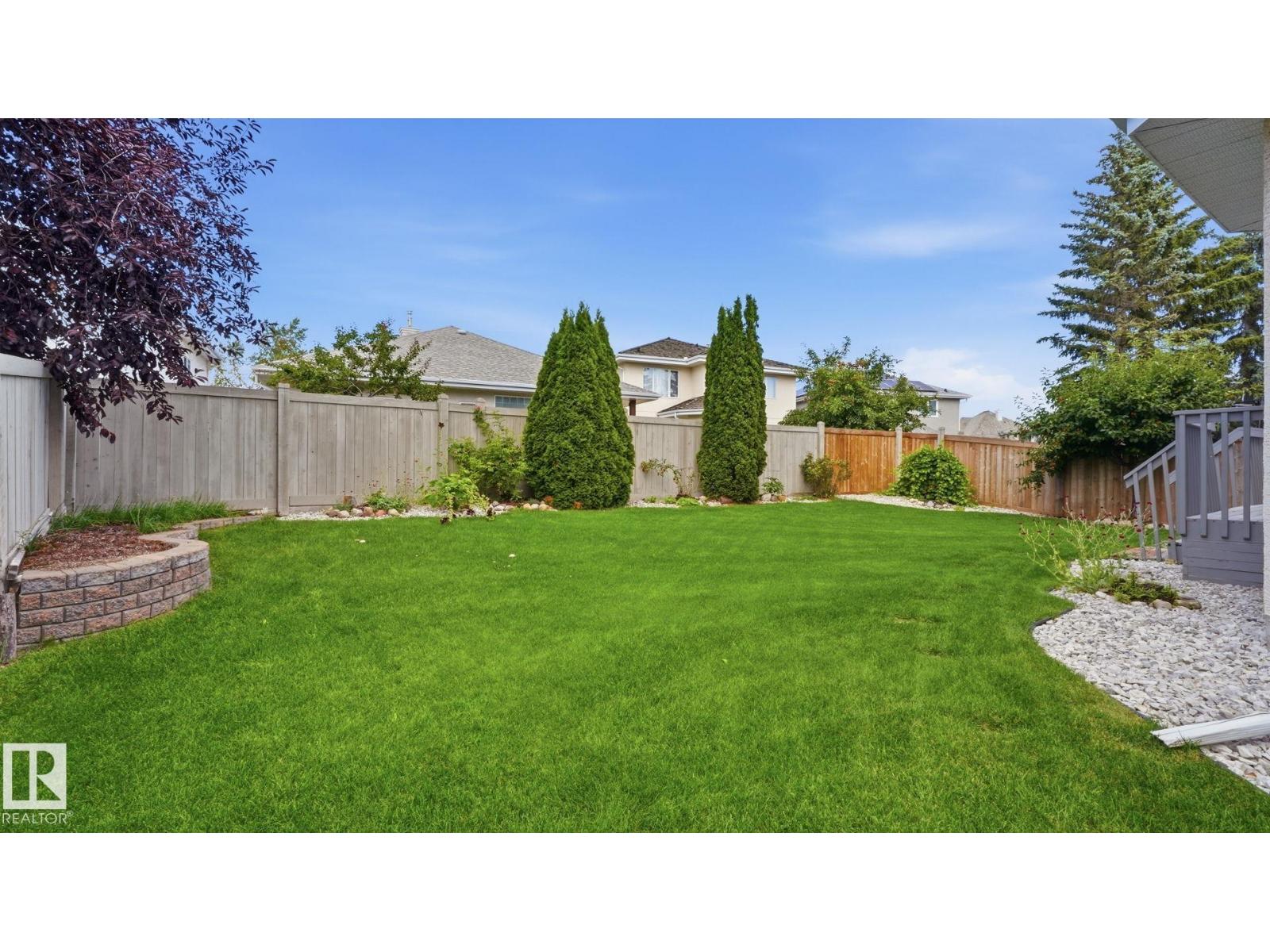 11568 15 AV NW - Image 57