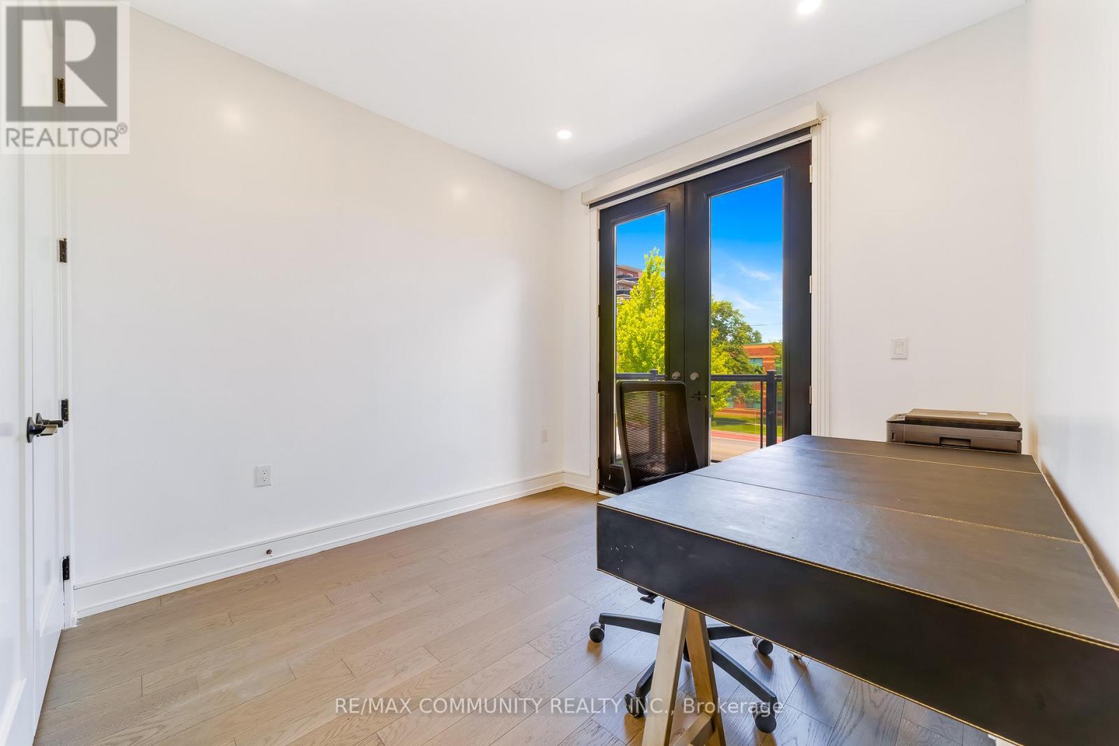 856 KENNEDY ROAD - Image 26