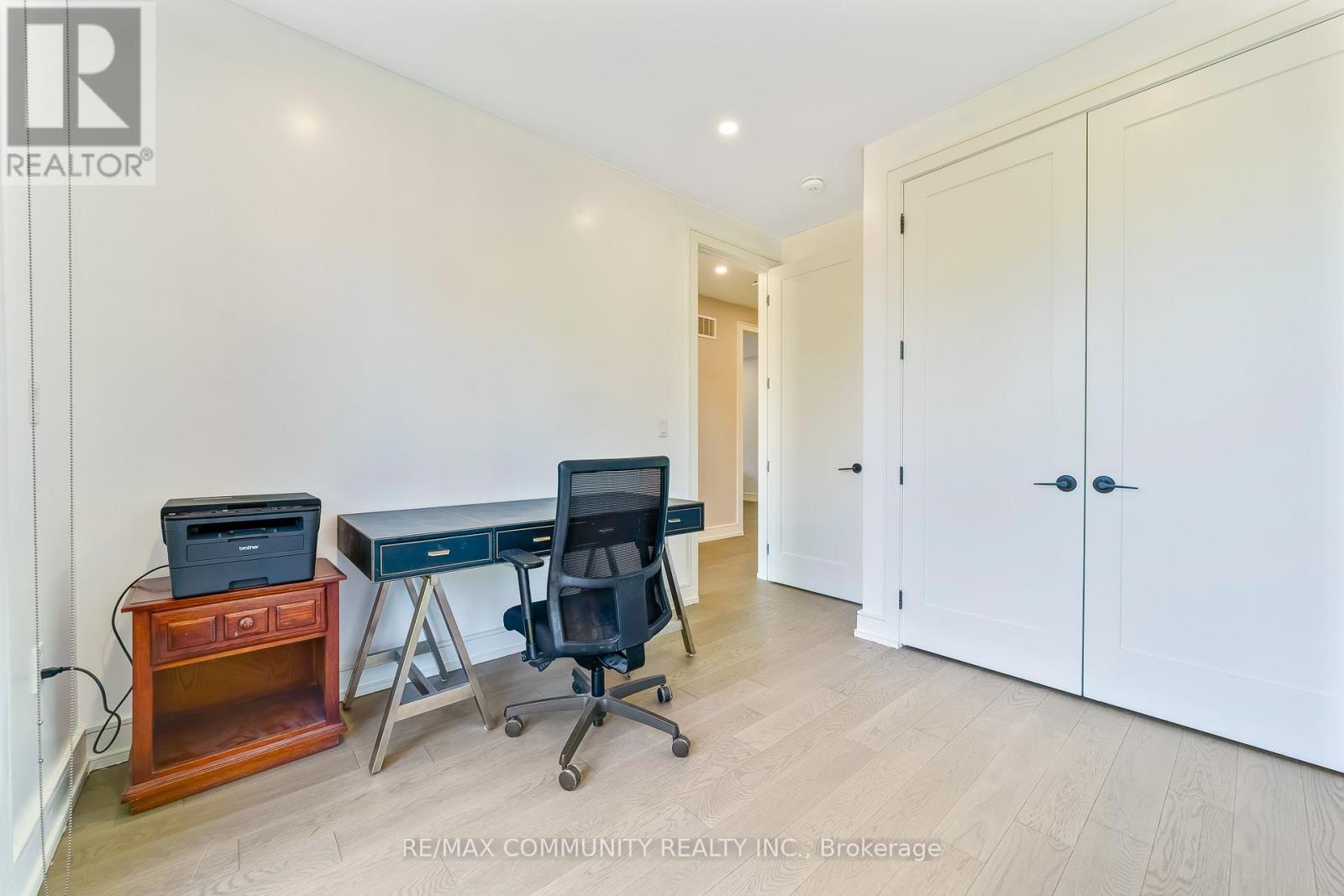 856 KENNEDY ROAD - Image 27