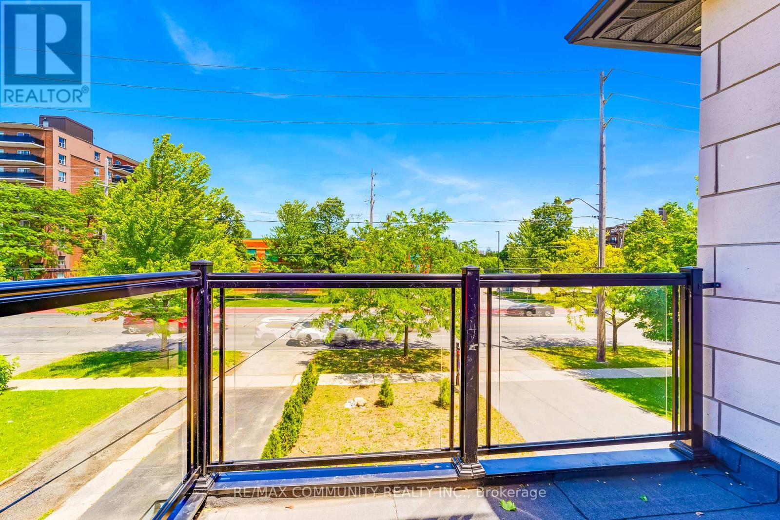 856 KENNEDY ROAD - Image 28