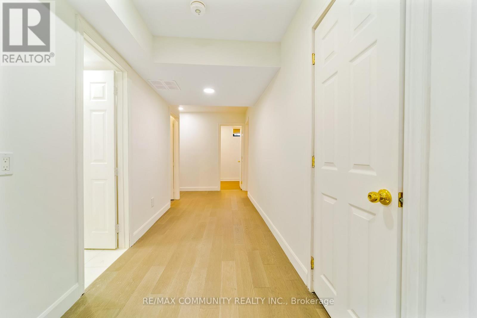 856 KENNEDY ROAD - Image 39