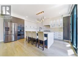 856 Kennedy Road, Toronto, ON M1K2E7 Photo 12