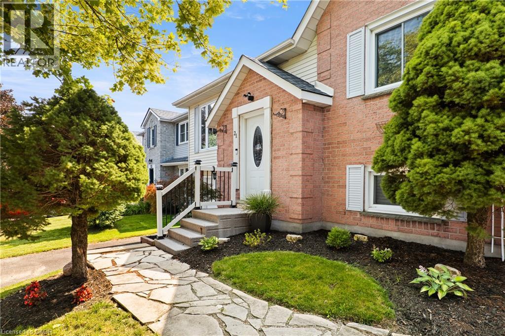 21 GOLDEN MEADOW Crescent — photo 2