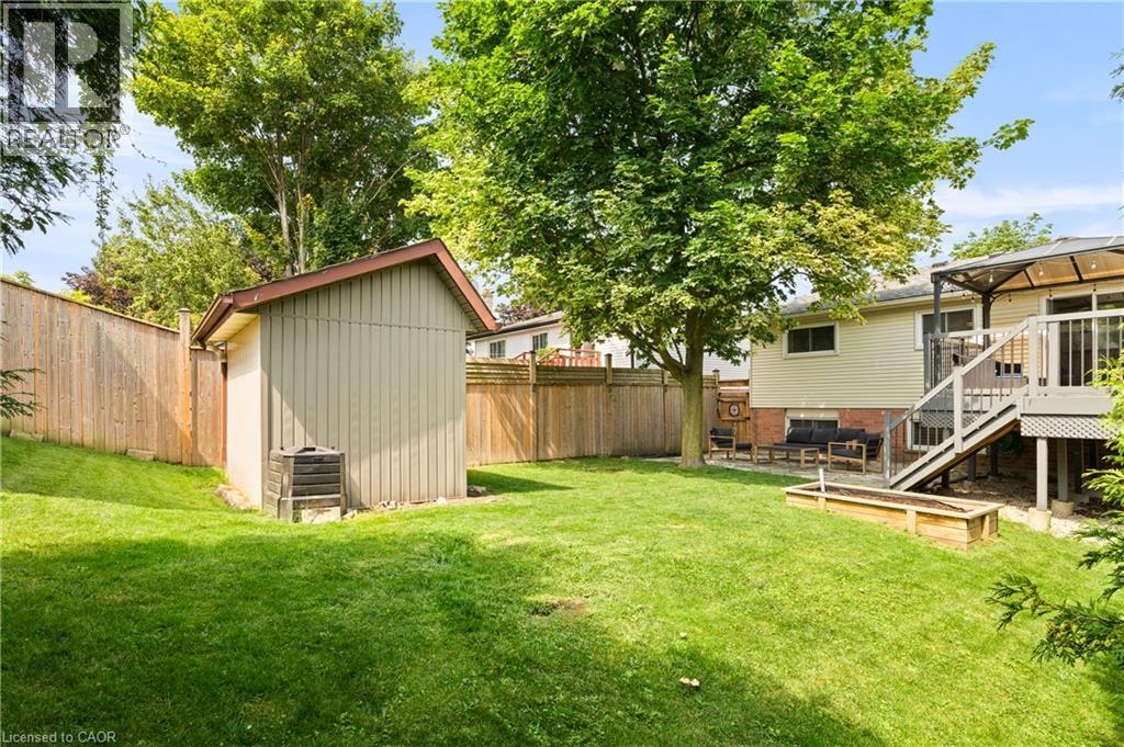 21 GOLDEN MEADOW Crescent - Image 42