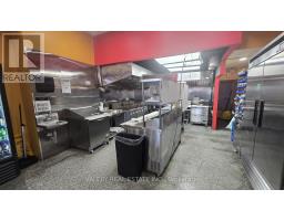 12a - 1125 Dundas Street East Street E, Mississauga, ON L4Y2C3 Photo 7