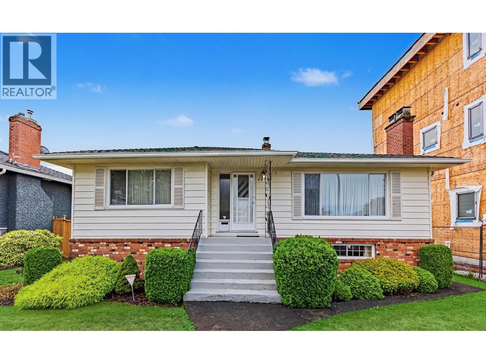 Property for sale at 4830 SOUTHLAWN DRIVE