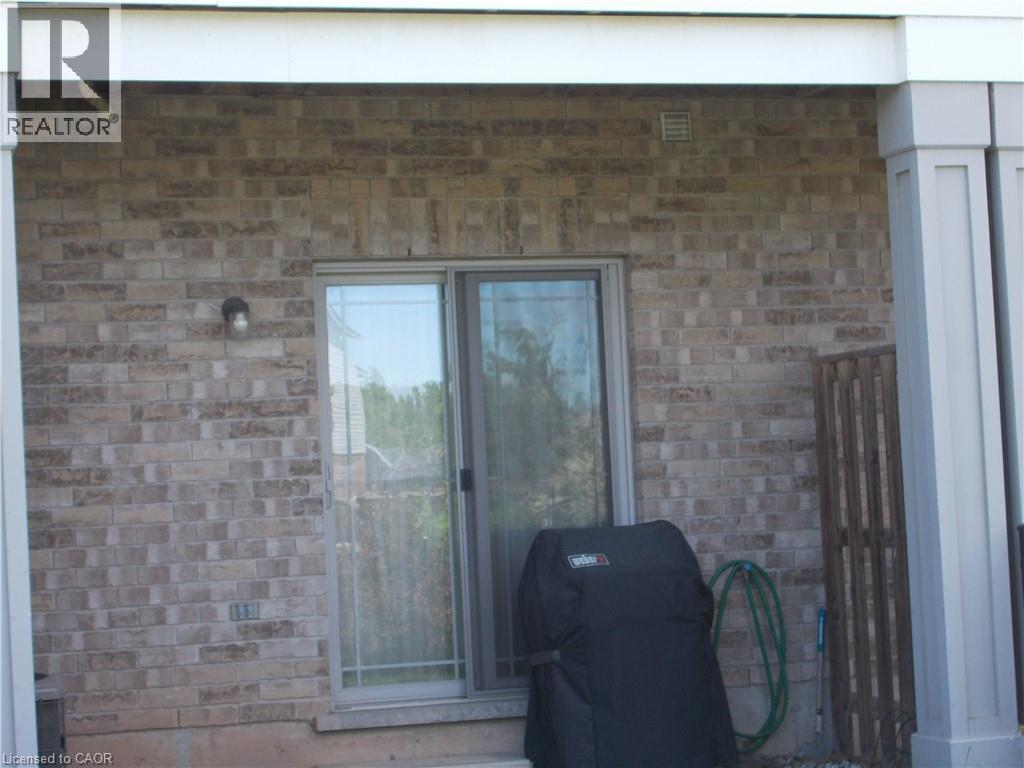 #6 8 HEMLOCK Way - Image 9