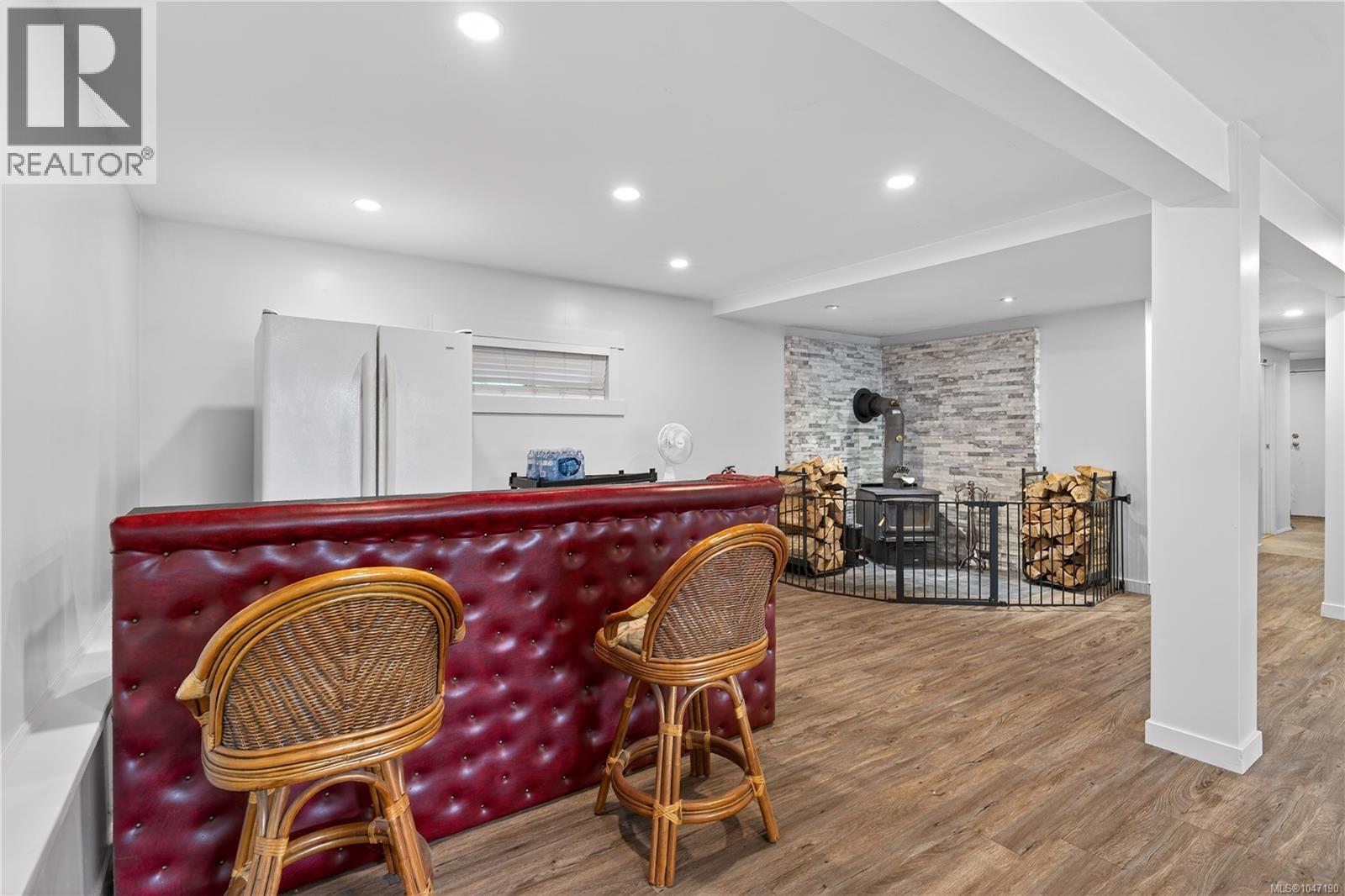 1215 Gilley Cres - Image 10