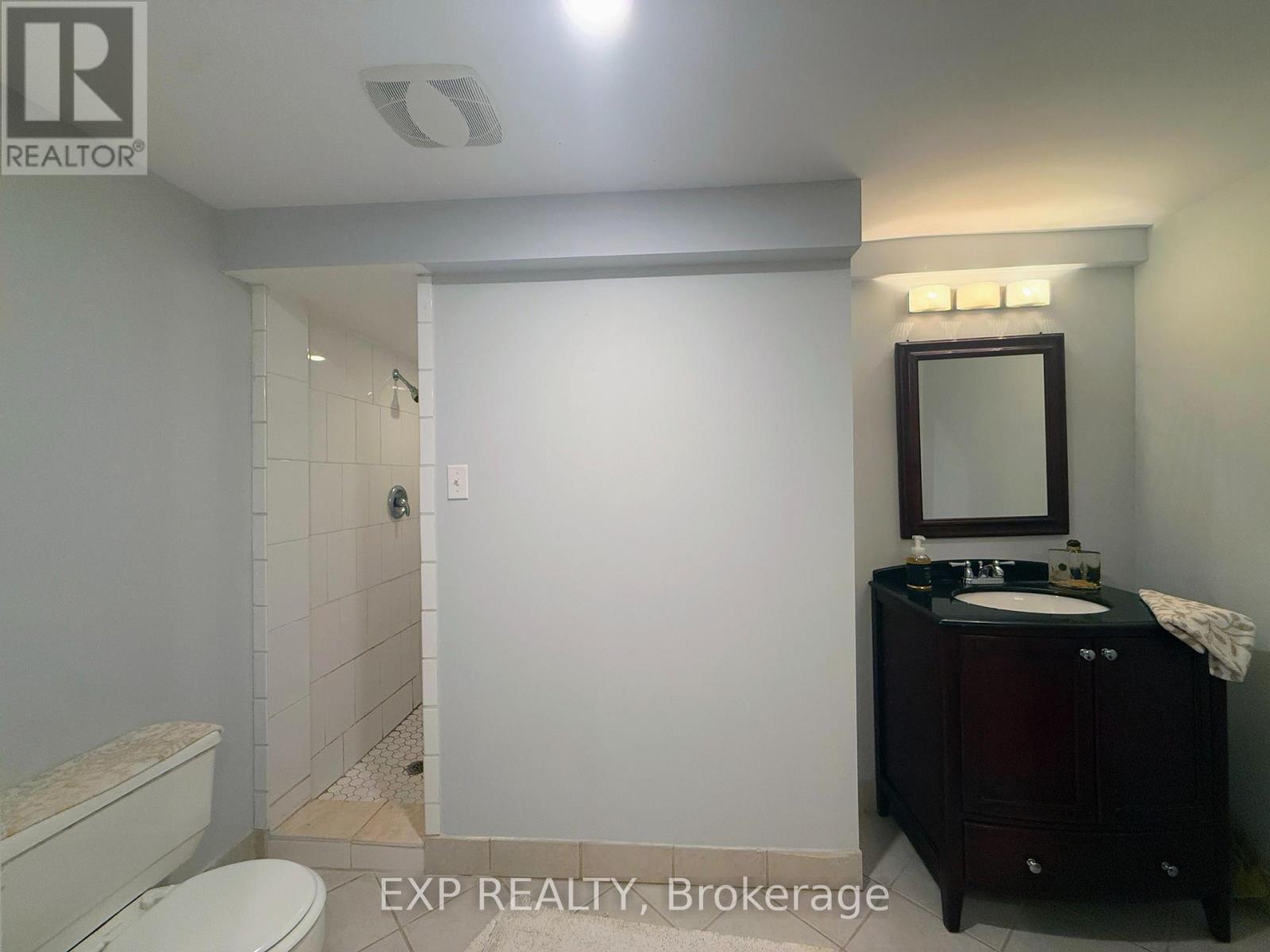 82 LACEY CRESCENT - Image 21