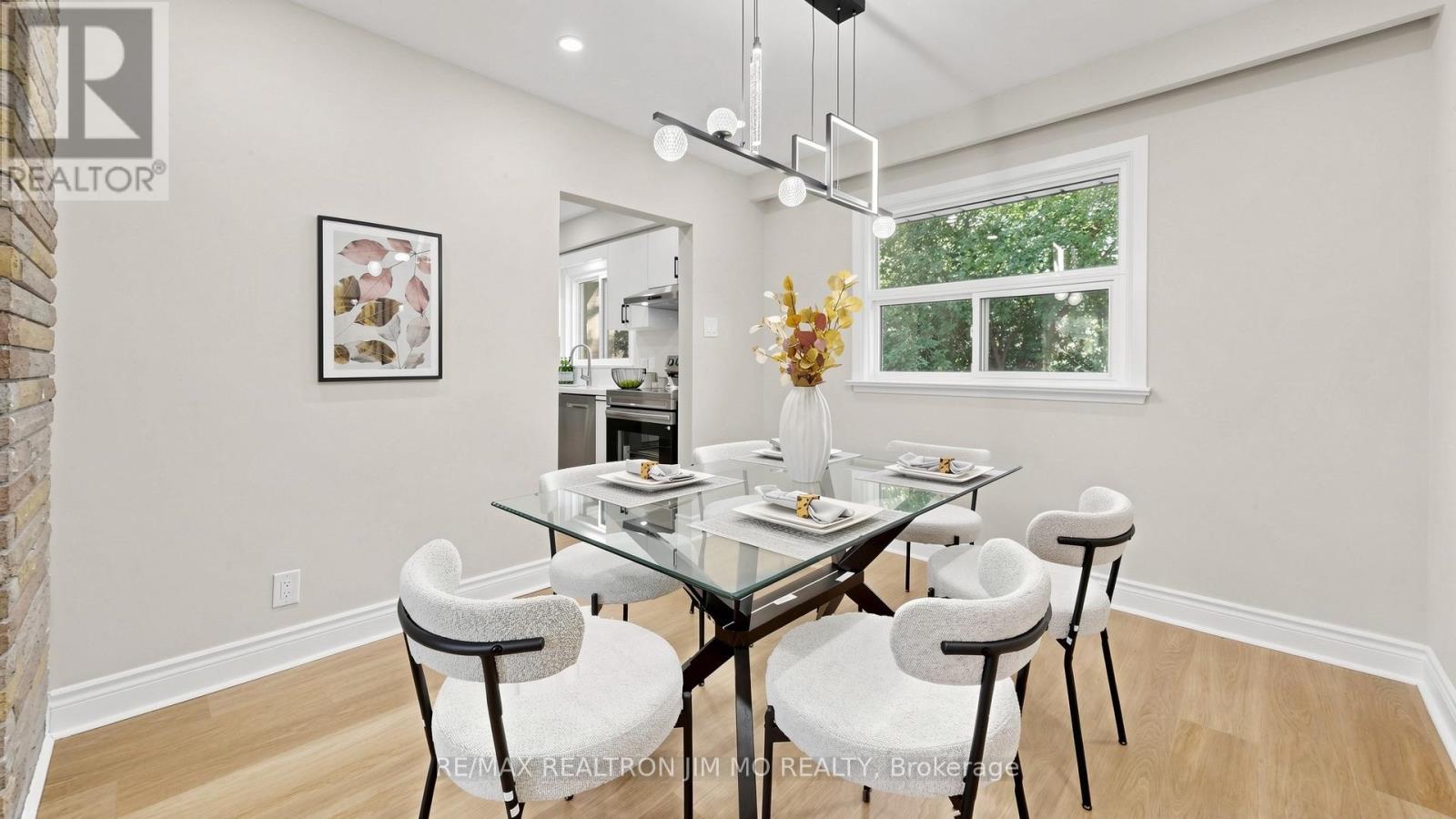 2571 KENNEDY ROAD - 12