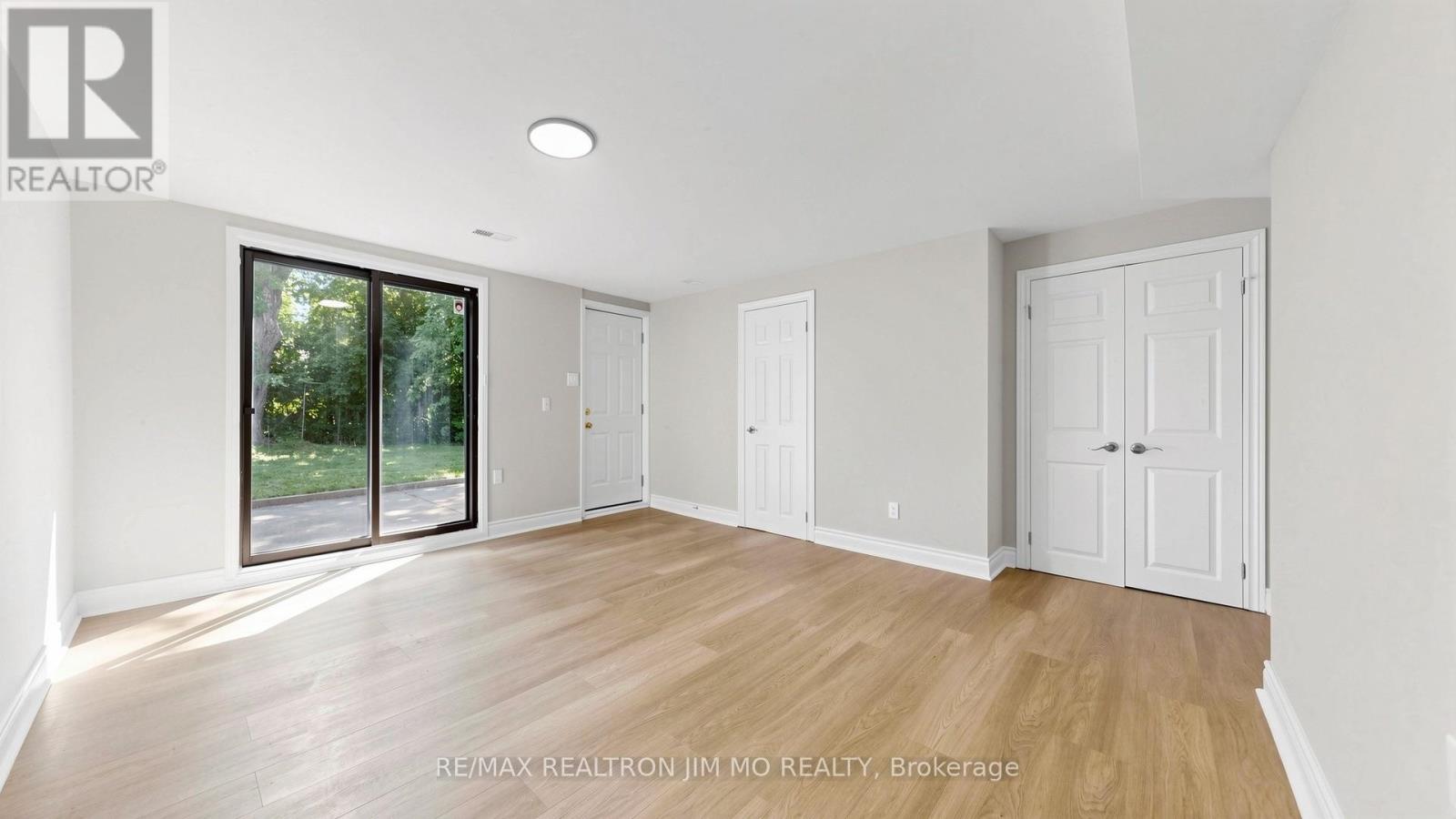 2571 KENNEDY ROAD - 16