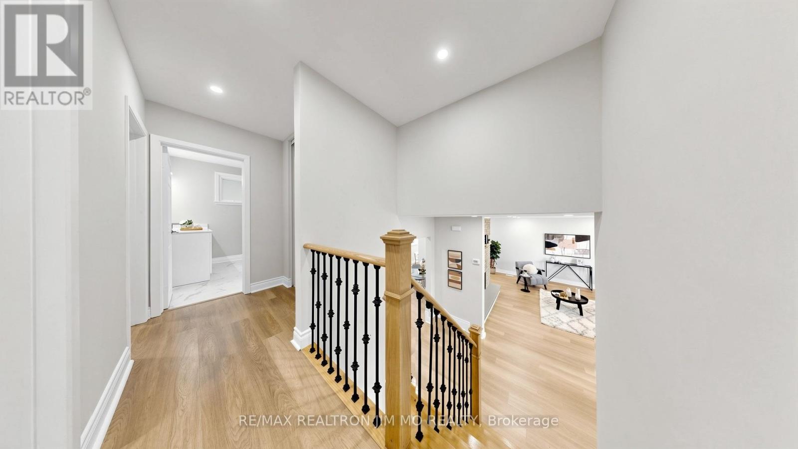 2571 KENNEDY ROAD - 20