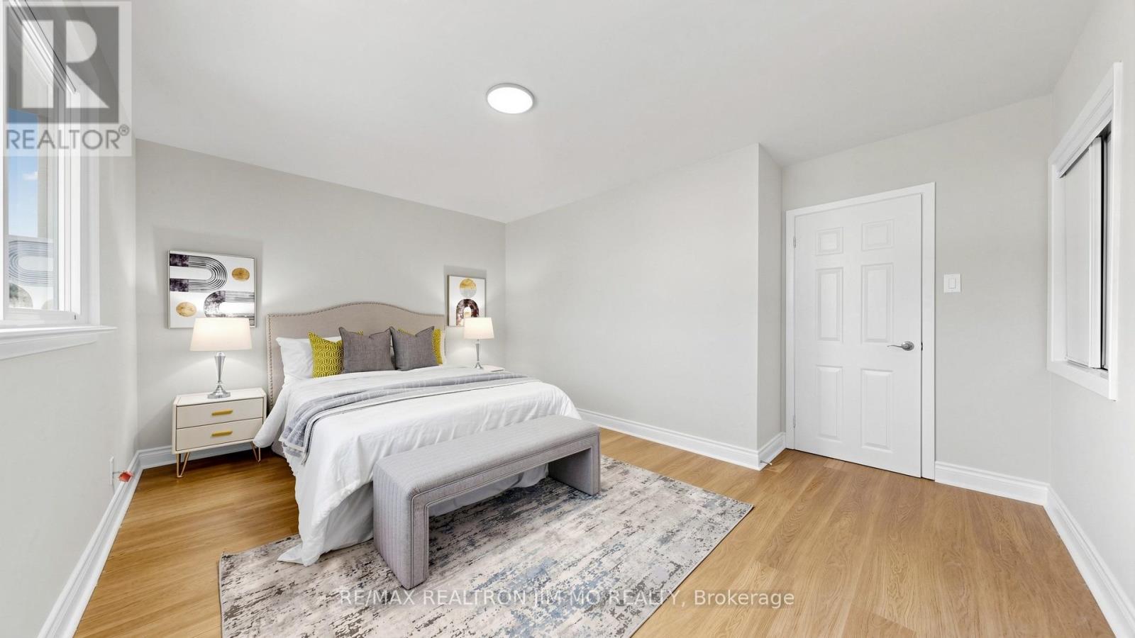 2571 KENNEDY ROAD - 22