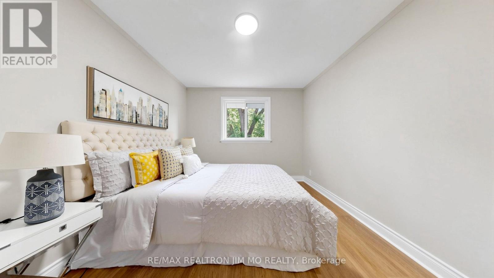 2571 KENNEDY ROAD - 26