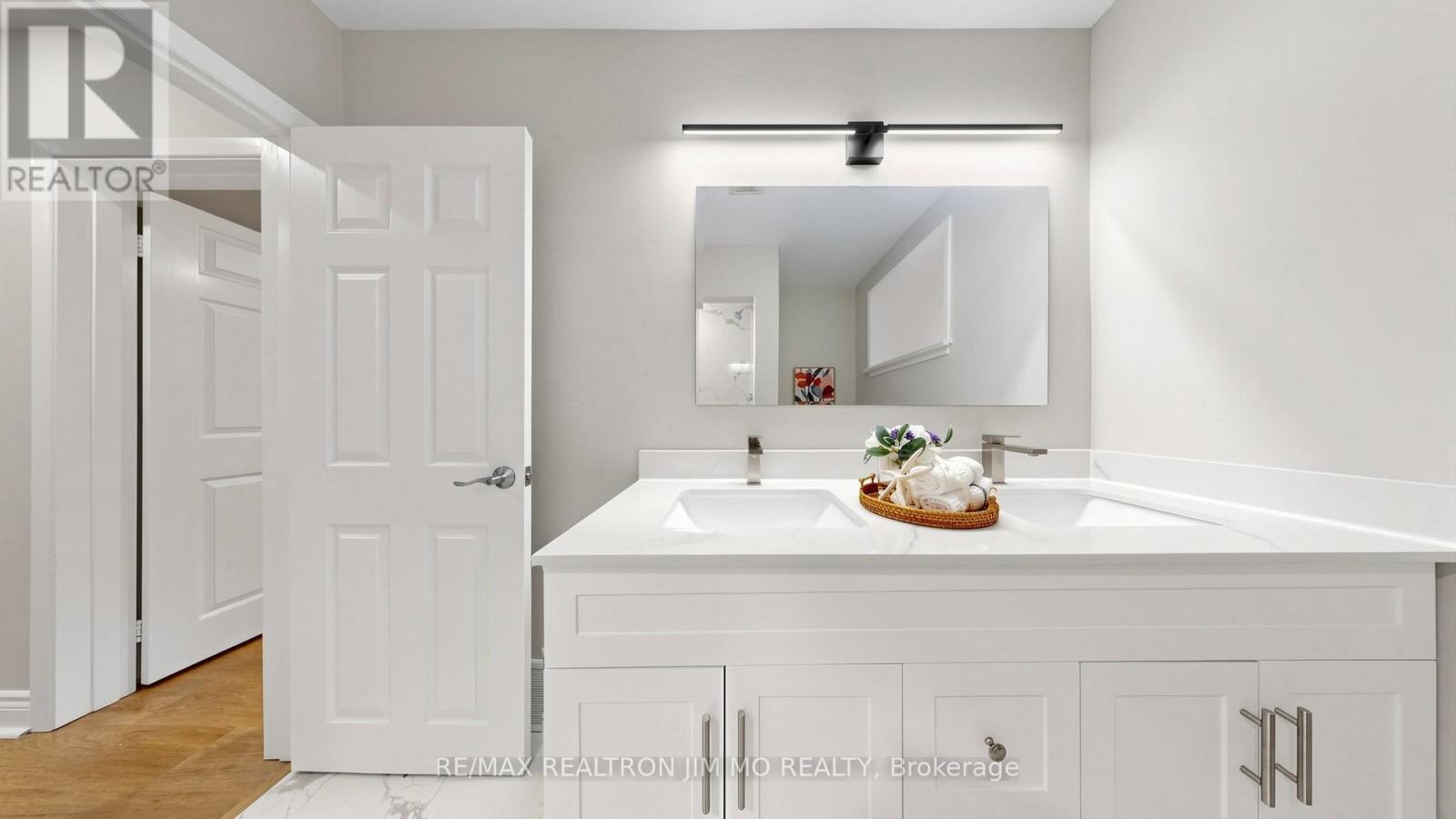 2571 KENNEDY ROAD - Image 29