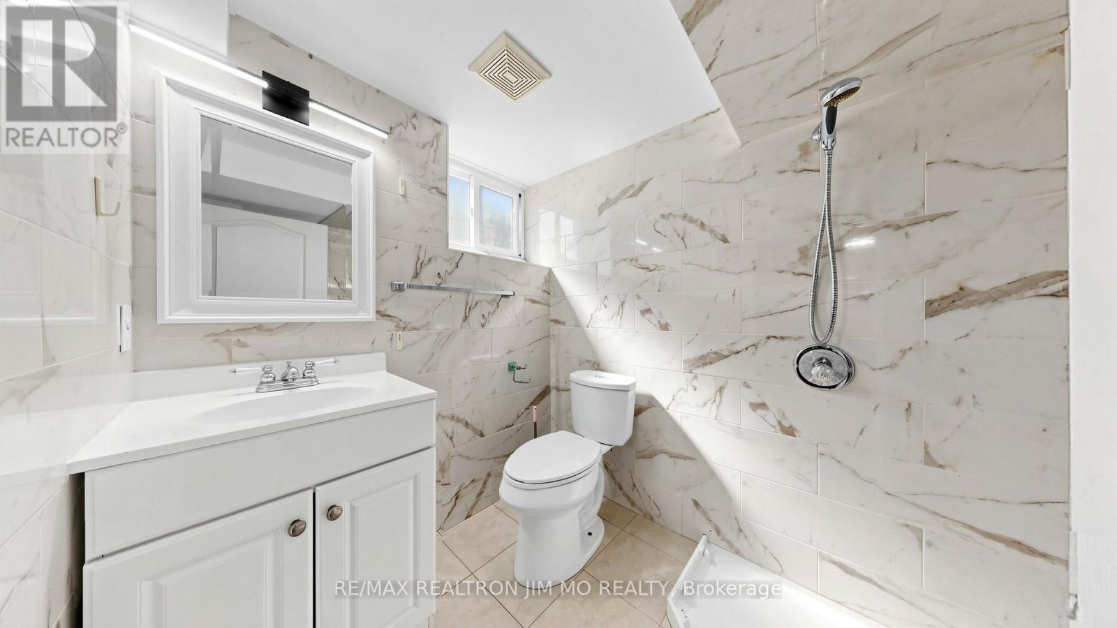 2571 KENNEDY ROAD - Image 36