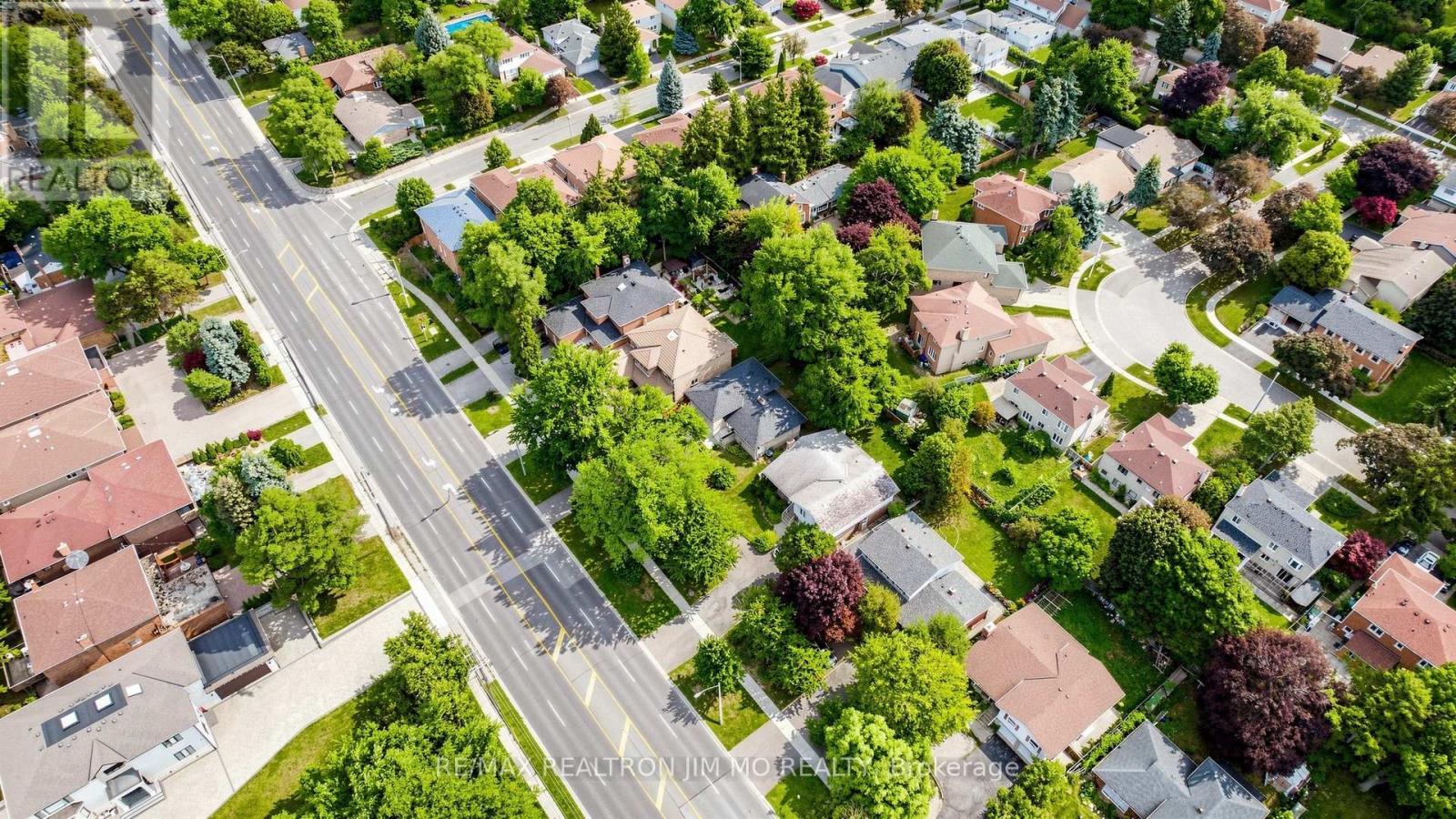 2571 KENNEDY ROAD - 46