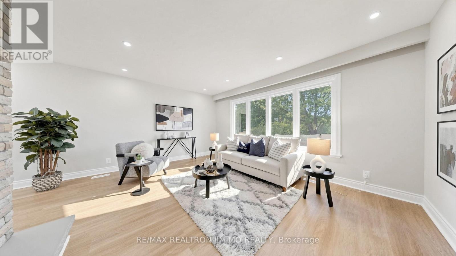 2571 KENNEDY ROAD - 5