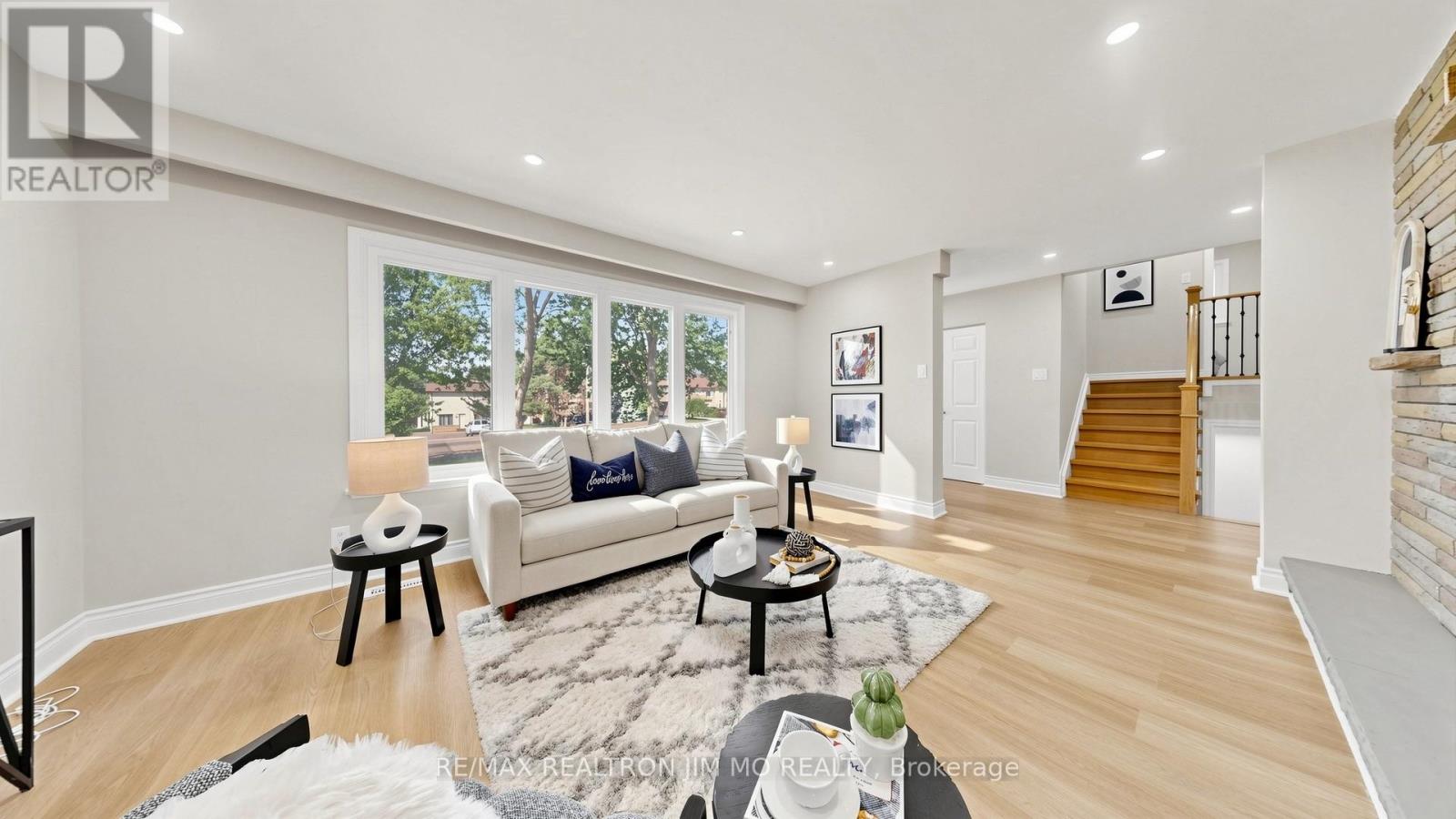 2571 KENNEDY ROAD - 7