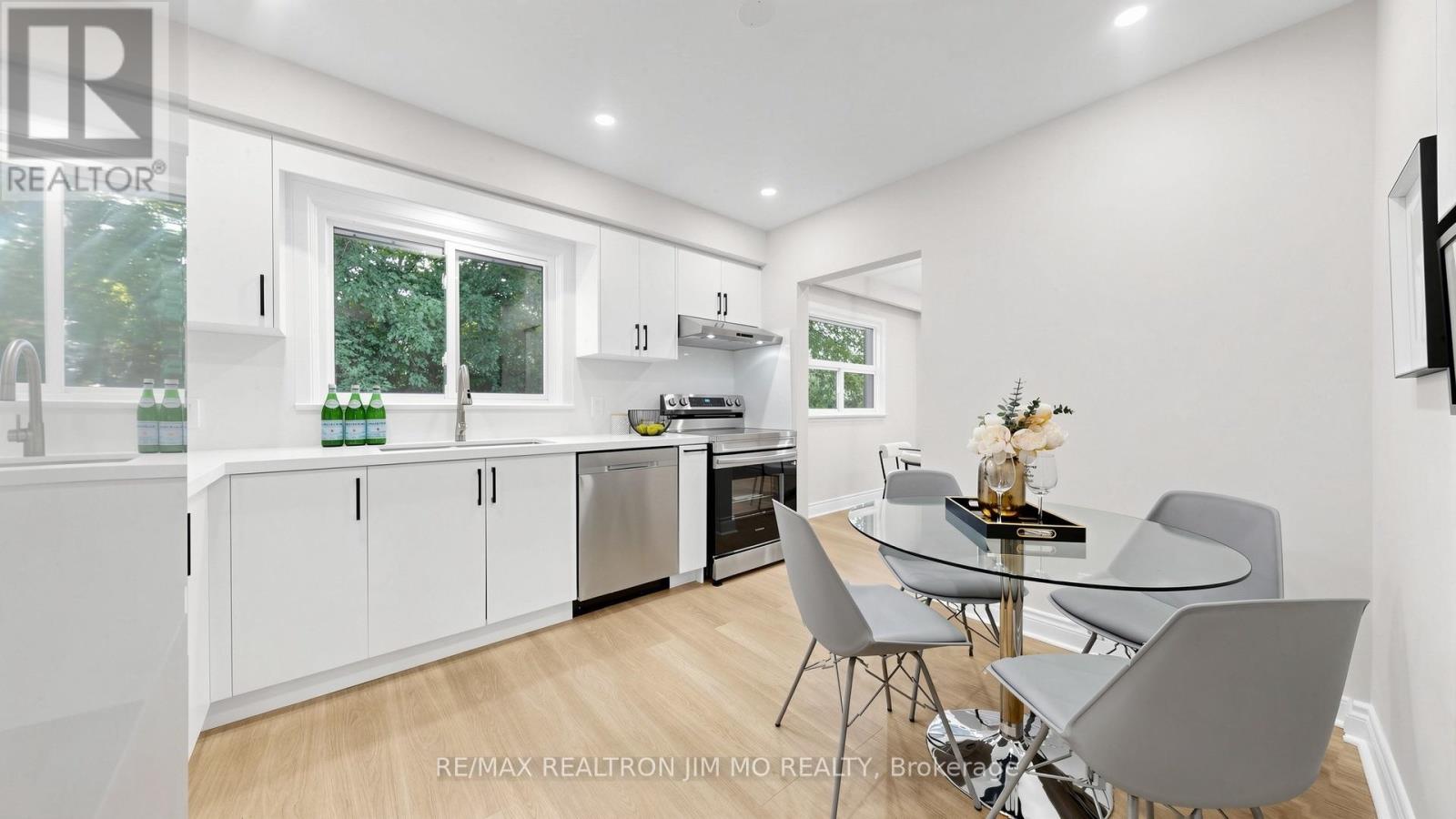 2571 KENNEDY ROAD - 8