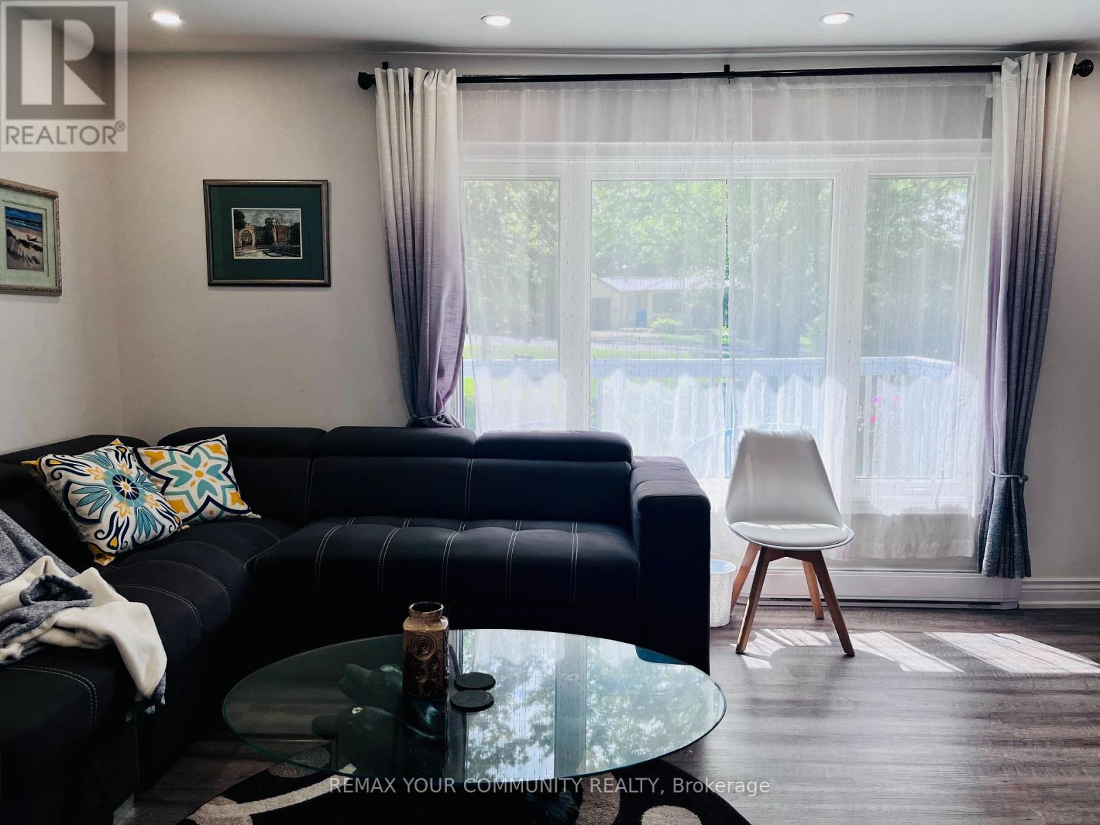322 IRENE DRIVE - 8