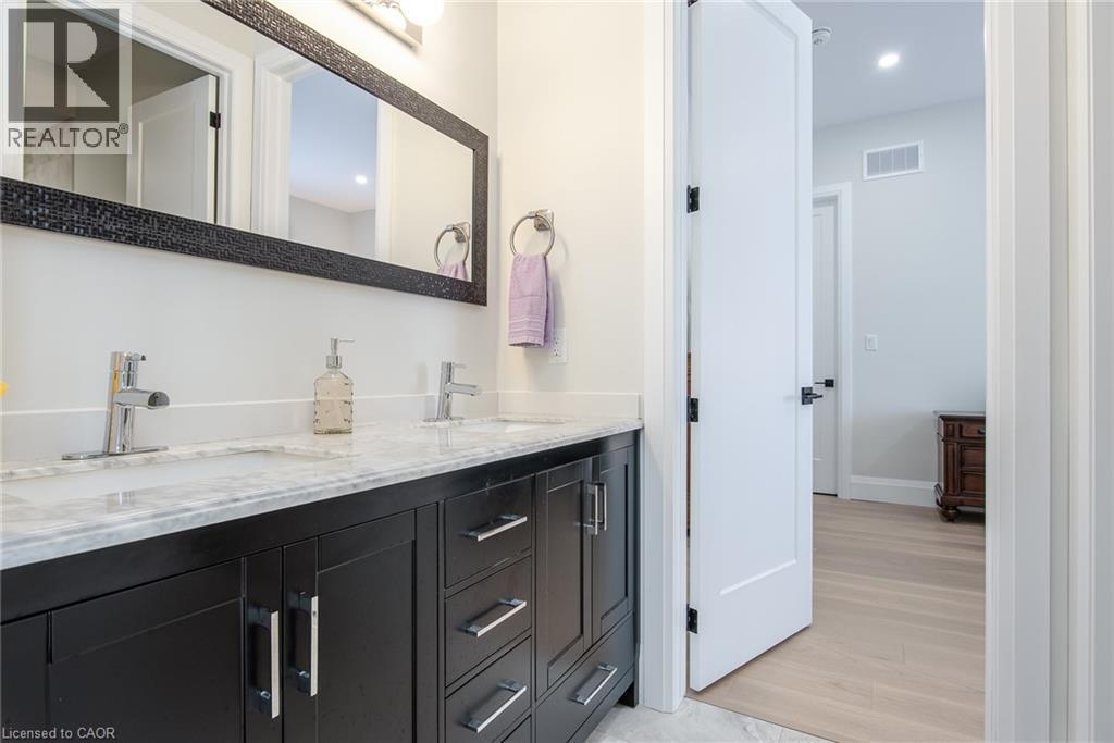 6780 WELLINGTON RD 10 - Image 32