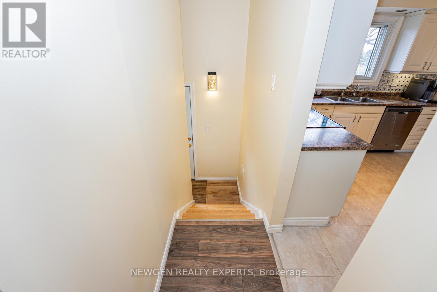 9049 DUBLIN LINE - Image 26