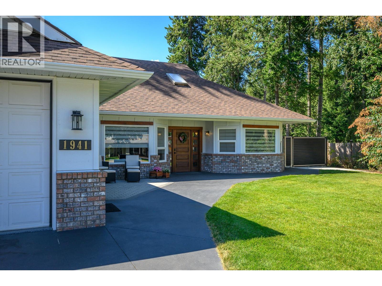 1941 18 Street SE - 44