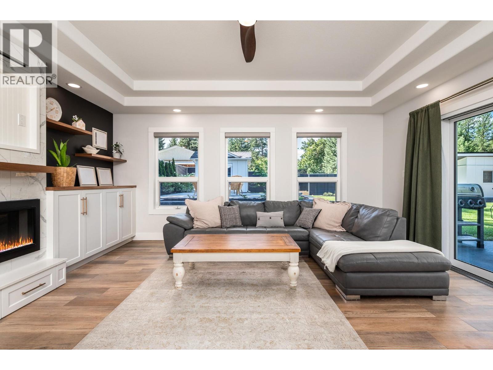 1941 18 Street SE - 21