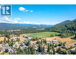 1941 18 Street Se, Salmon Arm, BC V1E1L4 Photo 73
