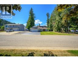 1941 18 Street Se, Salmon Arm, BC V1E1L4 Photo 76