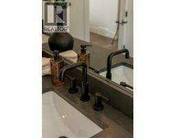 3919 23 Avenue Sw, Calgary, AB T3E0J9 Photo 30