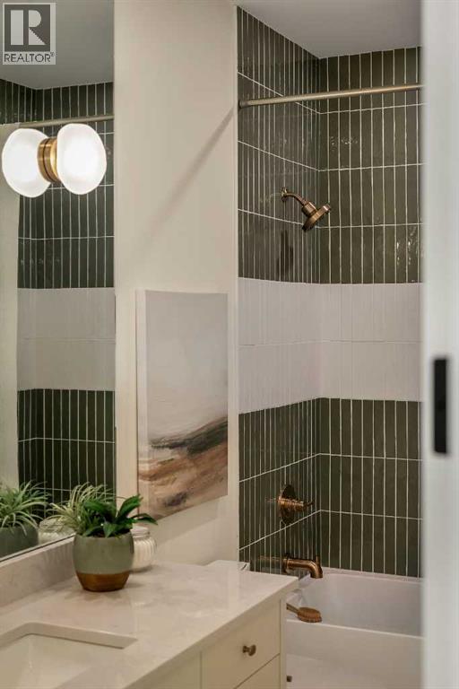 3917 23 Avenue SW - 35