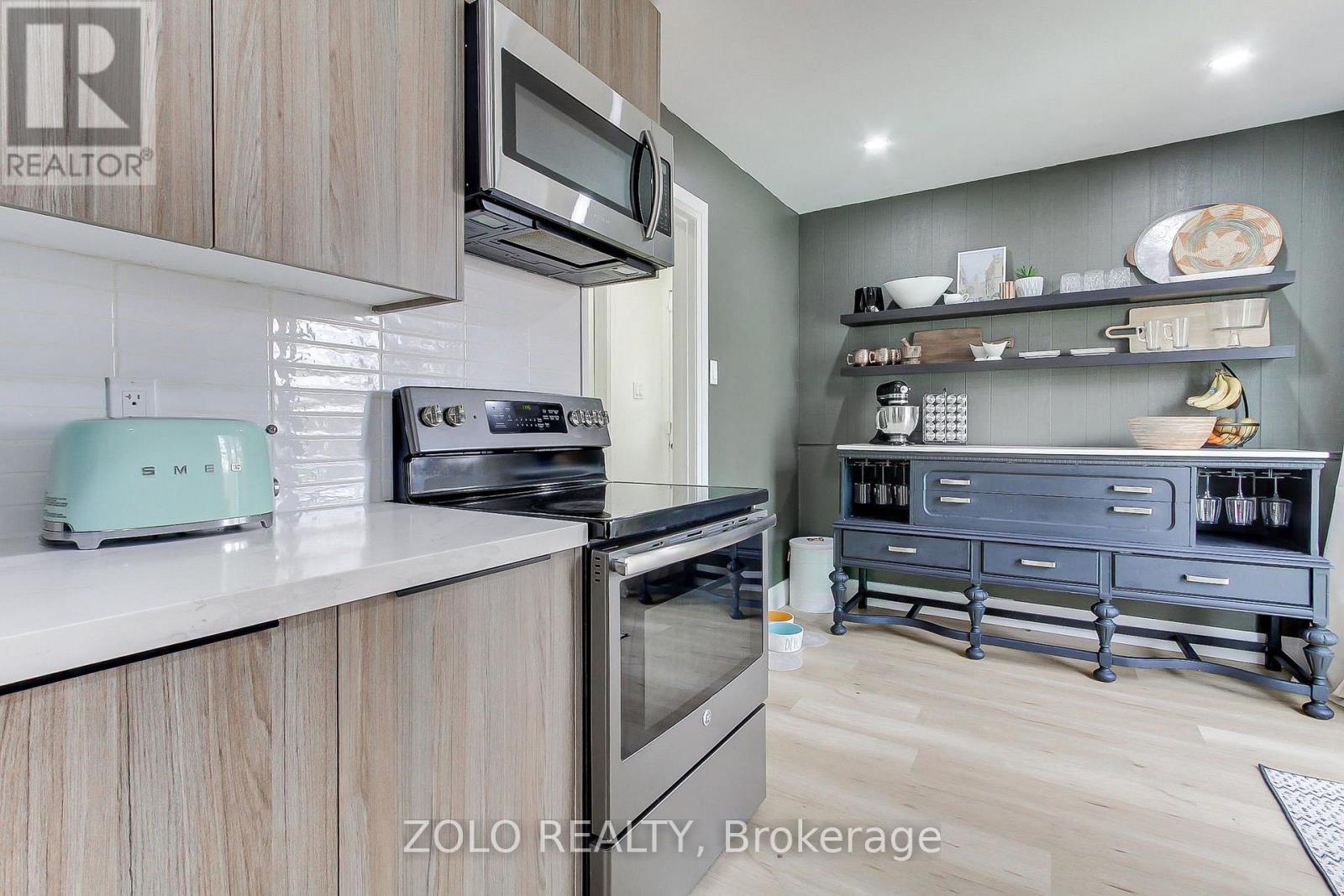 388 TERRY DRIVE - 12