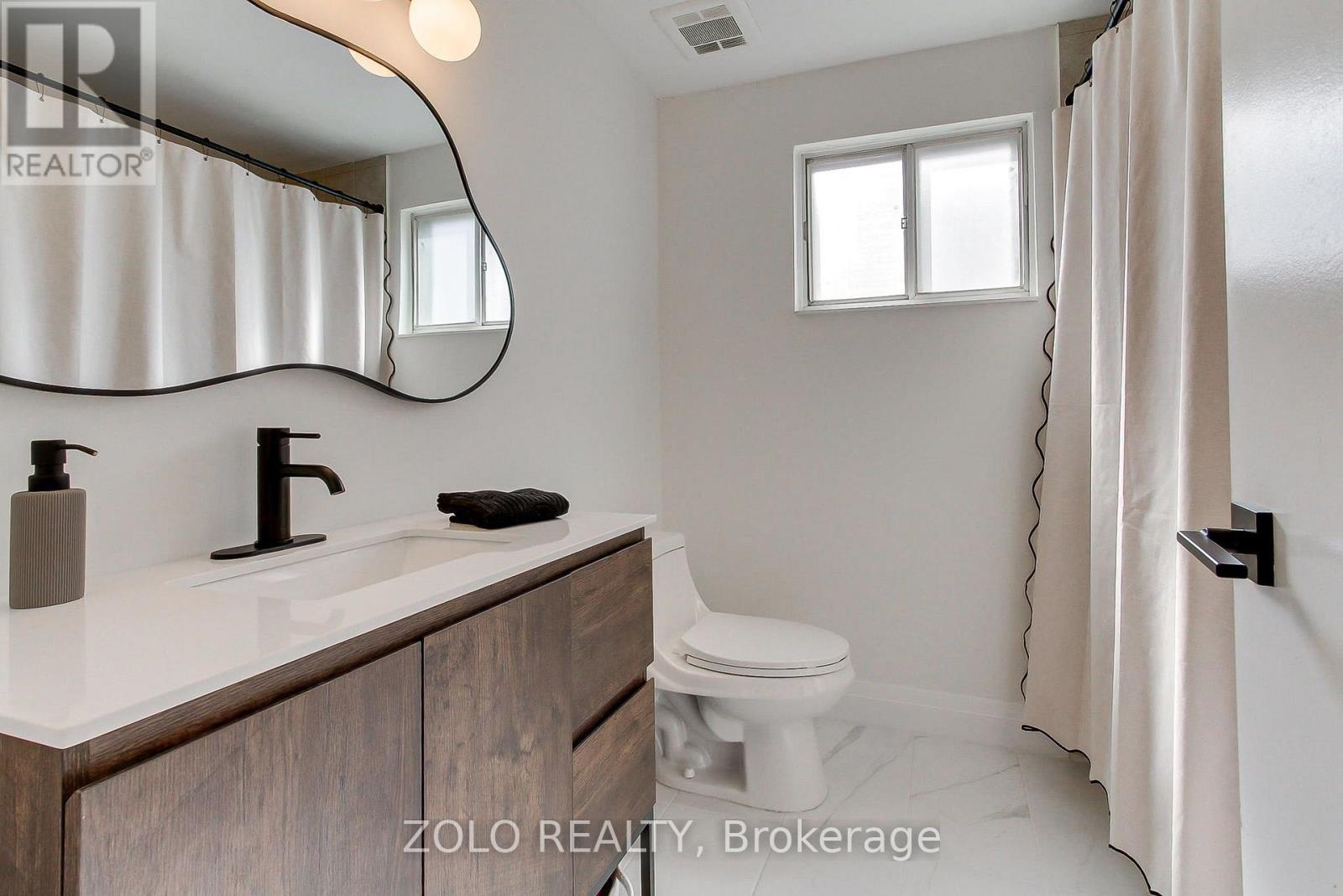 388 TERRY DRIVE - 21