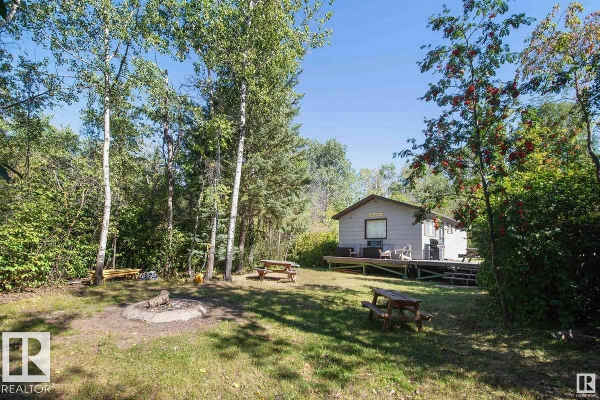 38 59526 Highway 657 - Image 9