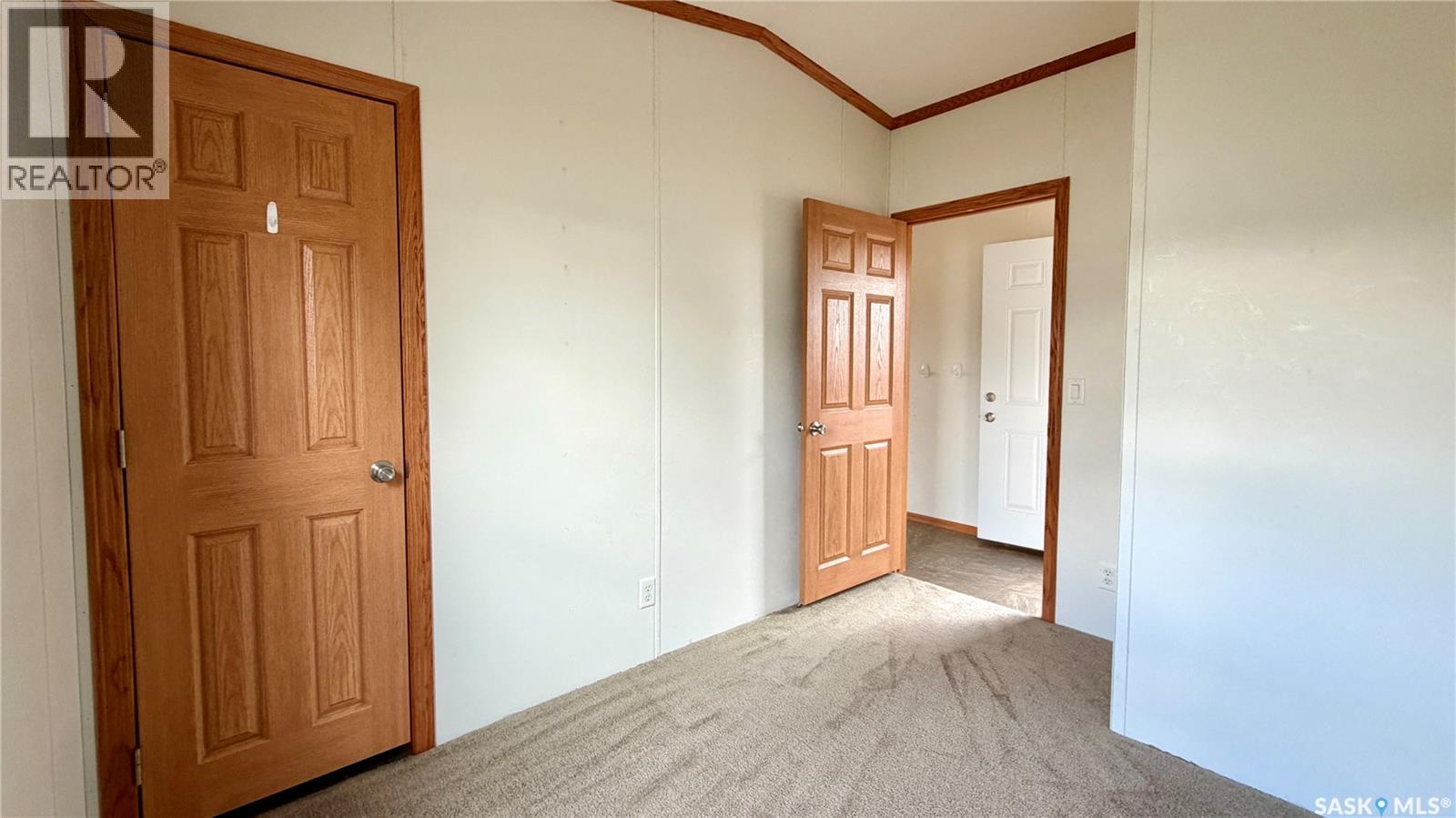 431 Park AVENUE - Image 26