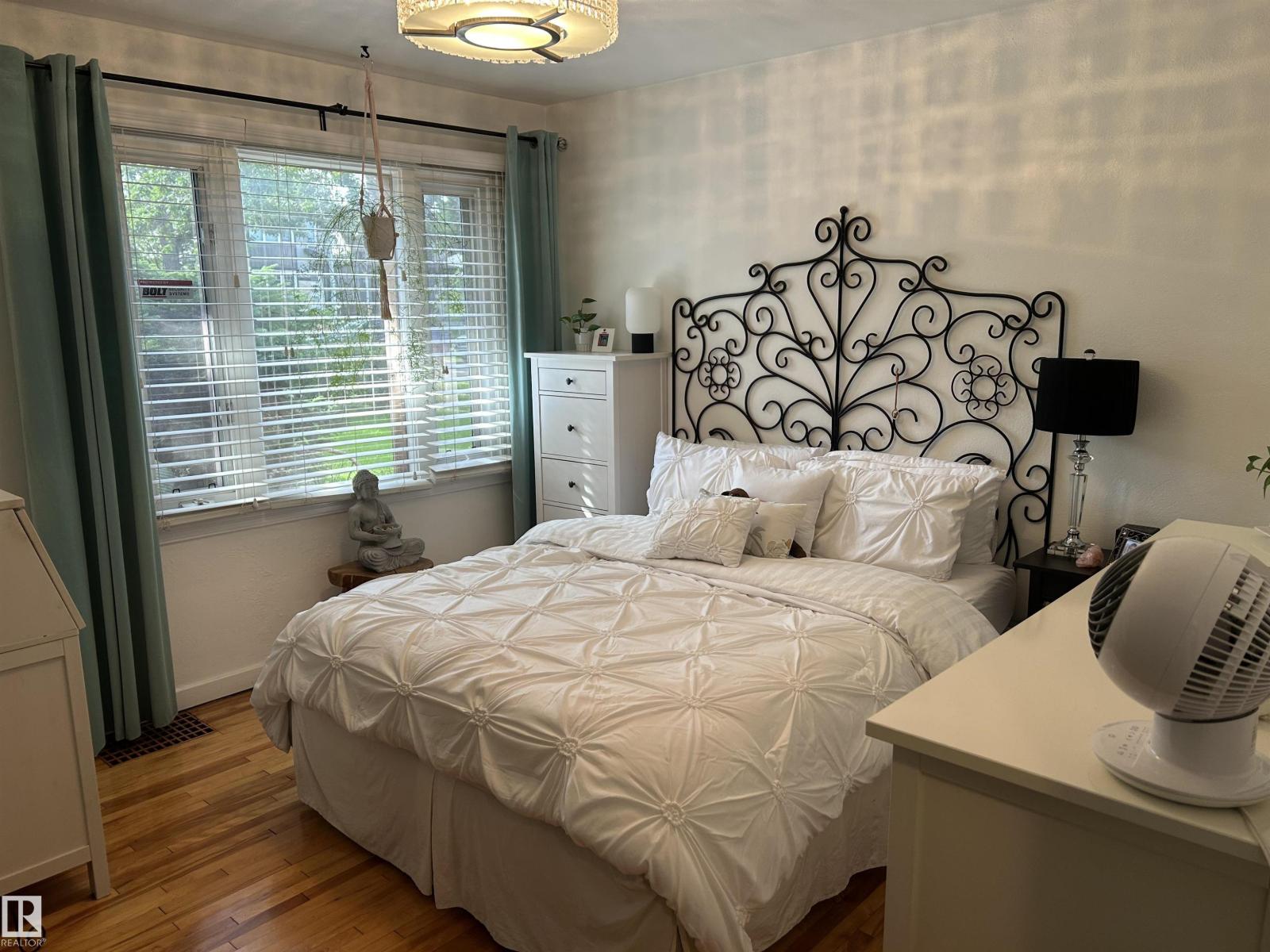12203 124 ST NW - Image 11