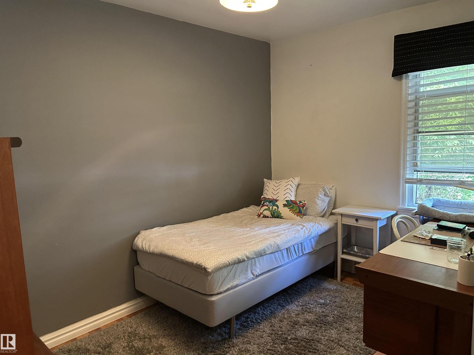 12203 124 ST NW - 12