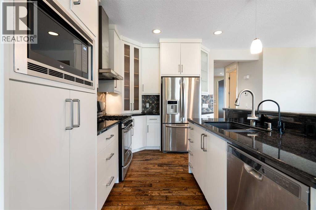 448 25 Avenue NW - 10