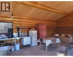 4470 & 4476 Titetown Road, Quesnel, BC V2J3H9 Photo 28