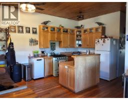 4470 & 4476 Titetown Road, Quesnel, BC V2J3H9 Photo 6