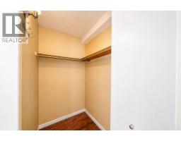 905 9541 Erickson Drive, Burnaby, BC V3J7N8 Photo 10