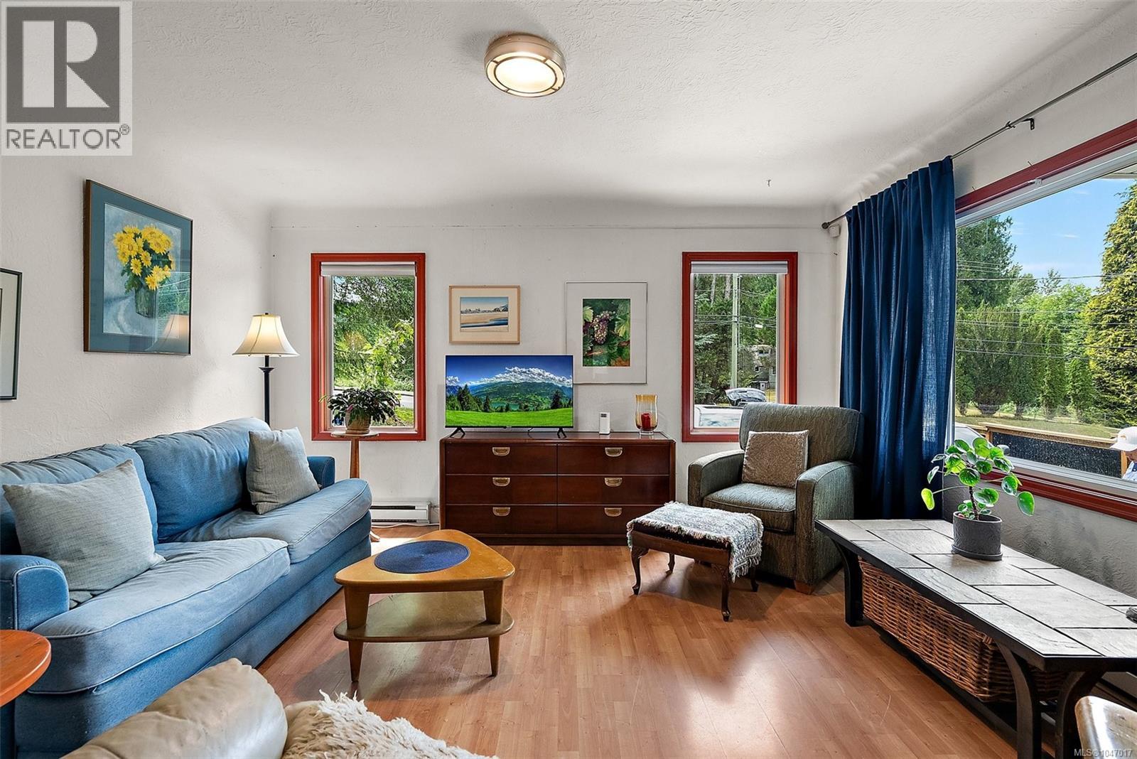 15 King George St S - 7